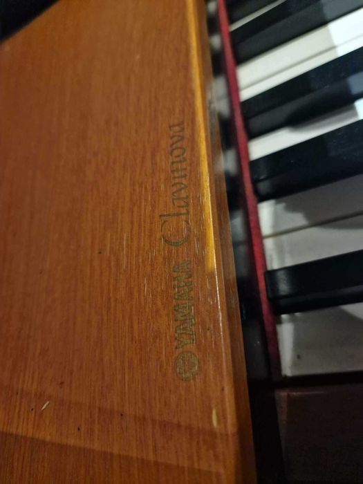 Yamaha Clavinova пиано