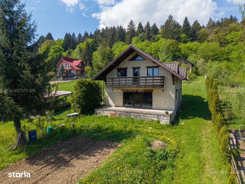 Comision0% Casă cu vedere spre lac și pădure – Vulcan Lacuri, Brașov