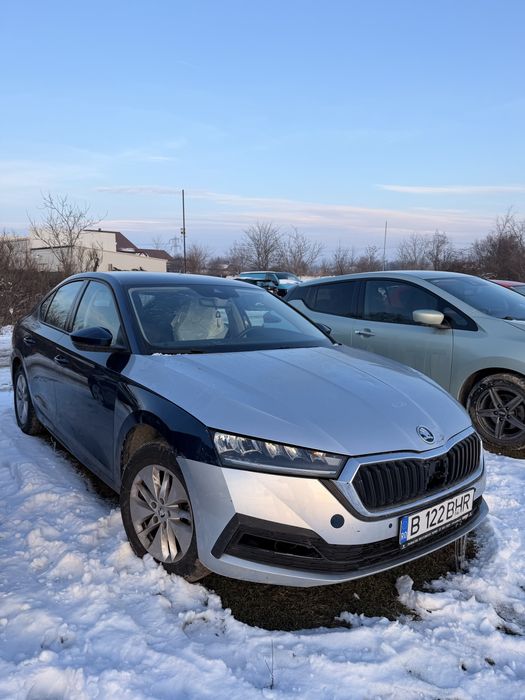 Skoda Octavia 2023 2.0 DIESEL AUTOMATA 20.000 KM usor avariat / lovit