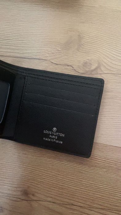 Портмоне на Louis Vuitton