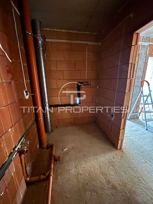 Продава се Тристаен апартамент в Пловдив, Христо Смирненски - 131 кв.м за 1456 €/кв.м - Снимка #7