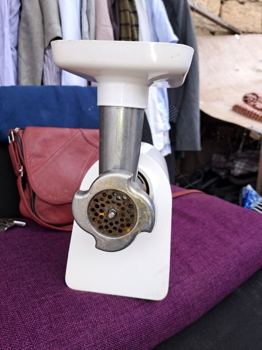 Продам мясорубку Mulinex