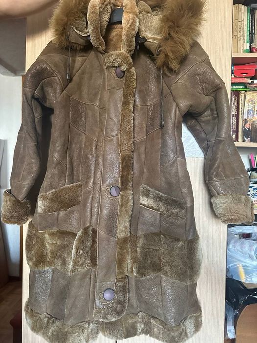 Продаю дублёнку натуральная шерсть