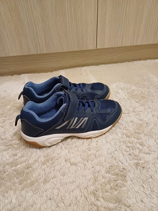 Продаются немецкие кроссовки