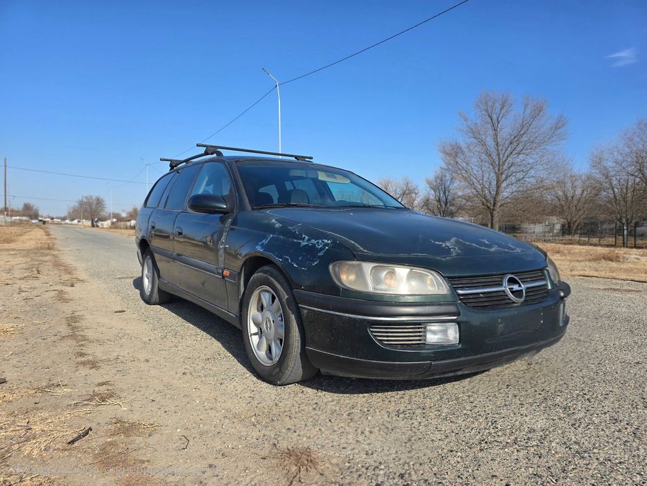 Продам машину opel omega