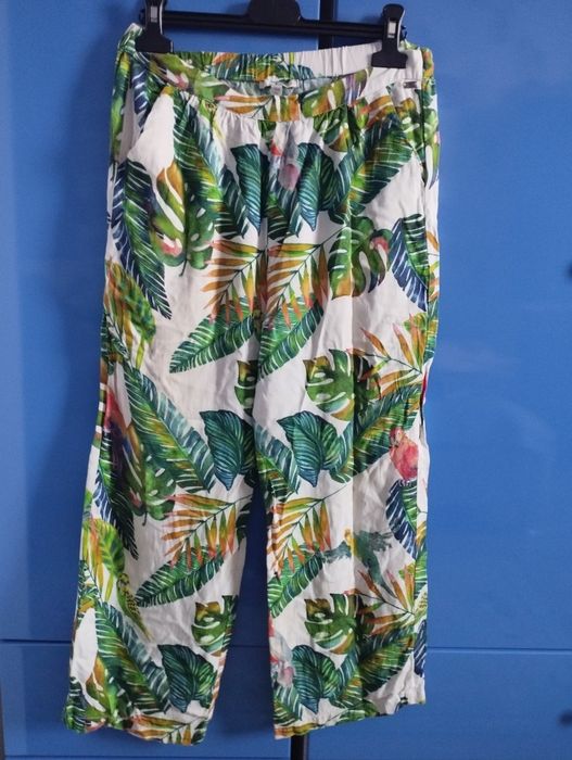 Pantaloni multicolori de vara