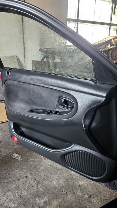 Продам автомобиль Mazda 626