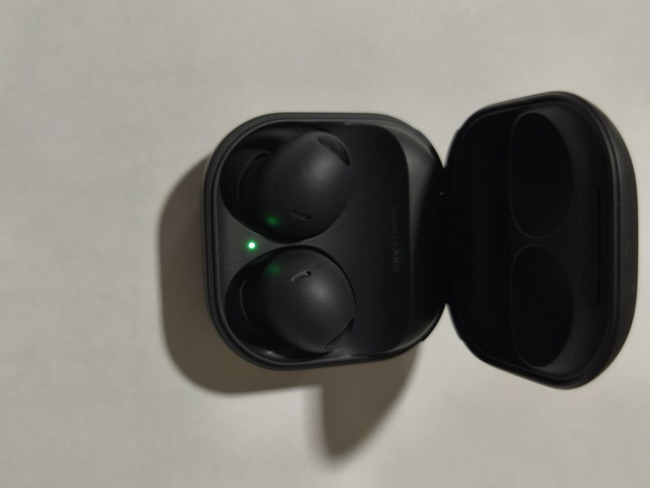 Galaxy buds 2pro  беспроводной наушник.