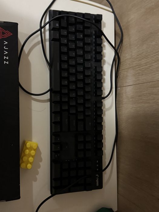 Клавиатура механическая