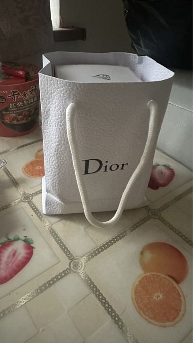 Продам срочна парфиюм