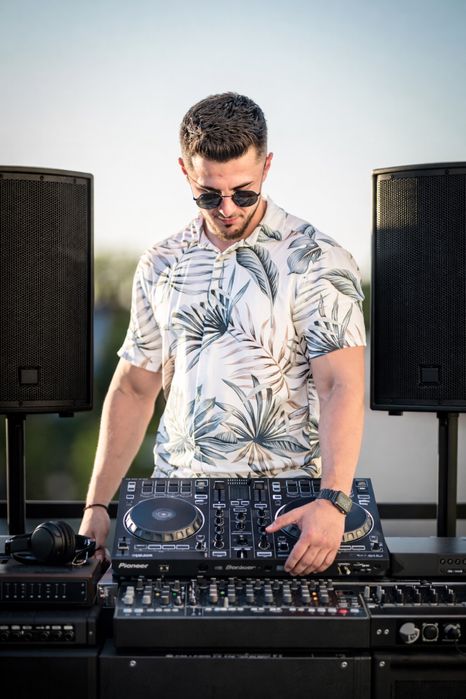 DJ evenimente / Evenimente Private/ Majorate/ Nunti/ Botezuri