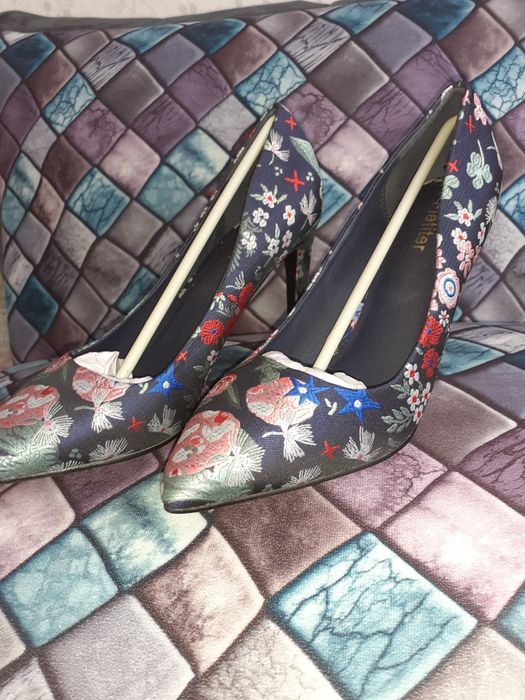 Туфли новые 40 р