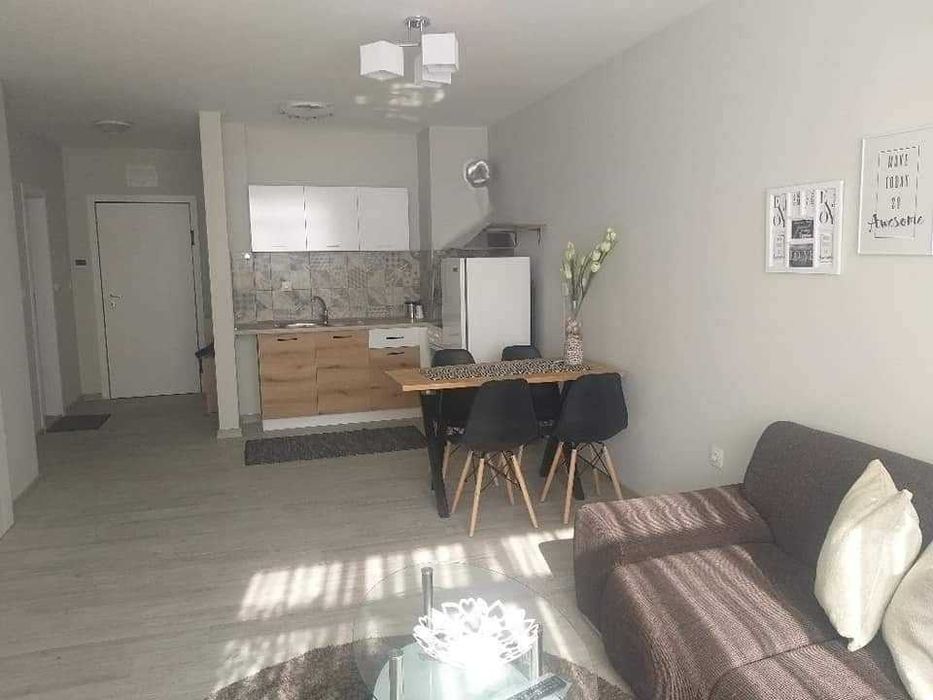 Дава се под наем Двустаен апартамент в Пловдив, Гагарин - 70 кв.м за 550 € - Снимка #3