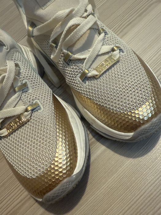 Sneakers Steve Madden -Medallion mas 38 (7.5)