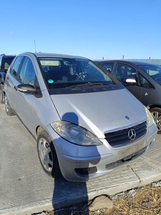 Dezmembrez Mercedes A clasa w169 1.5 benzina
