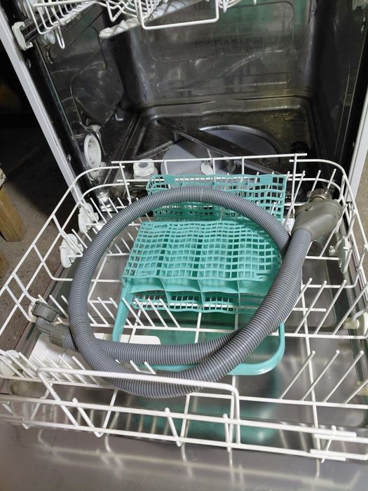 Продам посудомойку