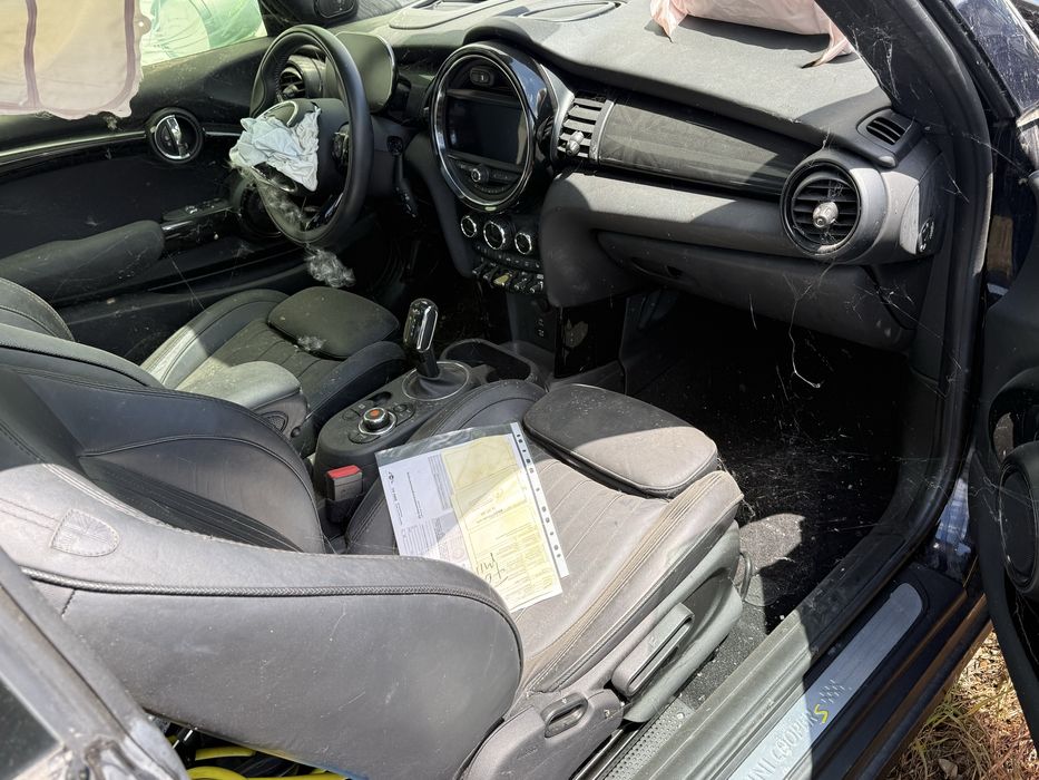 Mini cooper se 2021 avariat