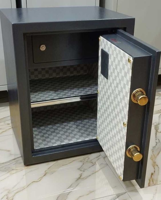 Сейф 65 кг пожаростойкий