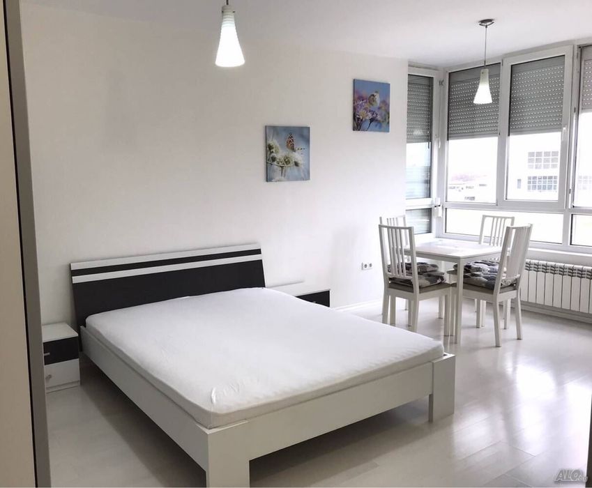 Едностаен напълно обзаведен апартамент в кв. Дружба