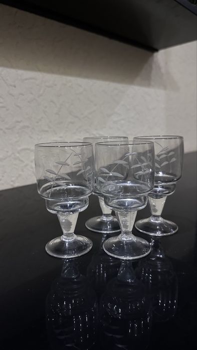 Продается стекло, хрусталь