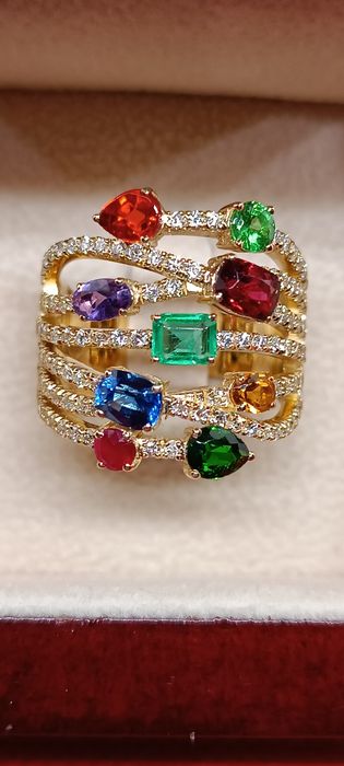 Золотое кольцо сделаное на заказ.