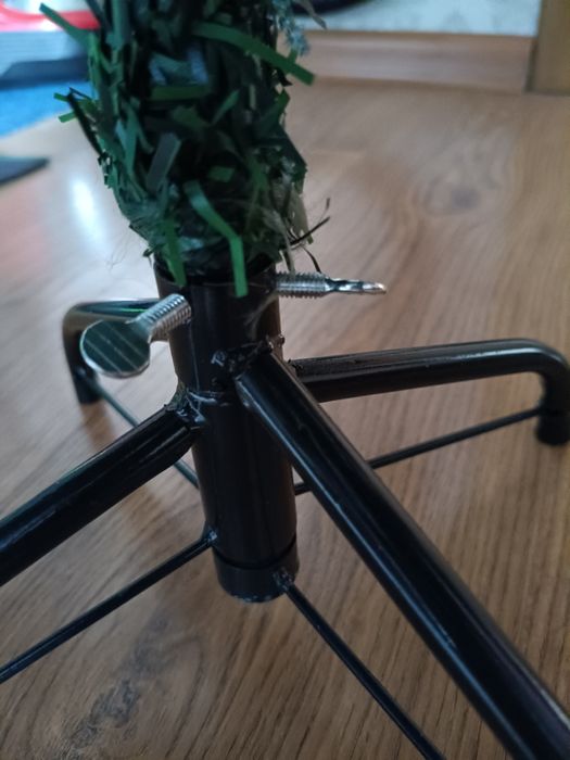 искусственная  елка