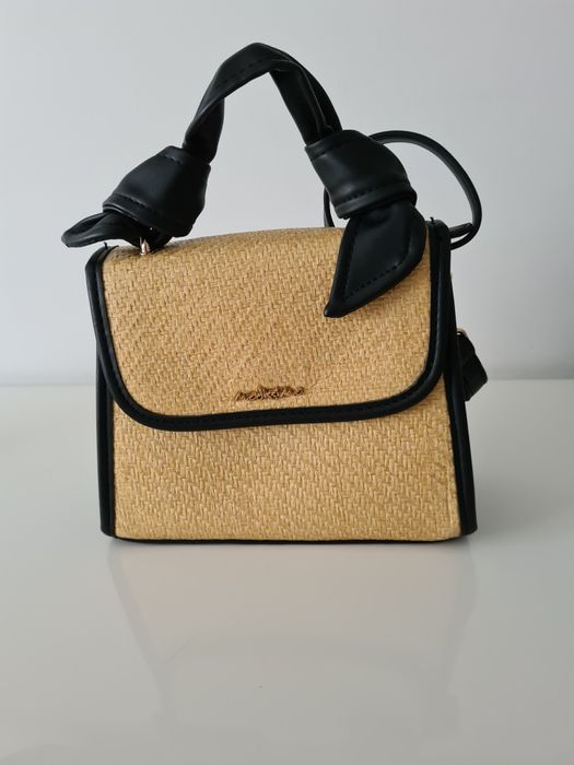 Geanta model deosebit