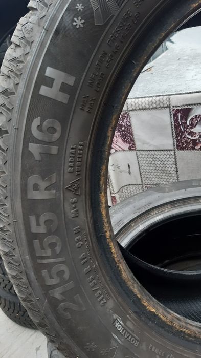 Anvelope 215/55r16 iarnă marca Michelin, Semperit preț 210 lei bucata