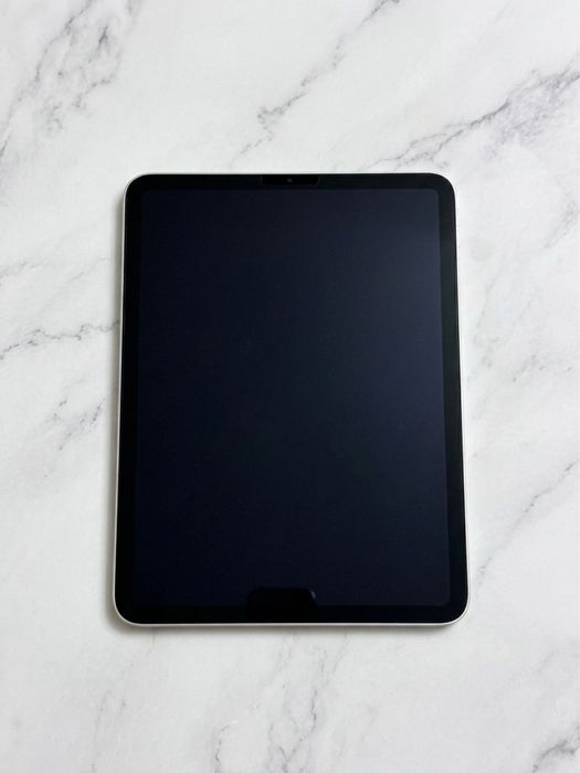 iPad 11 (A16) 128 GB — отличное состояние