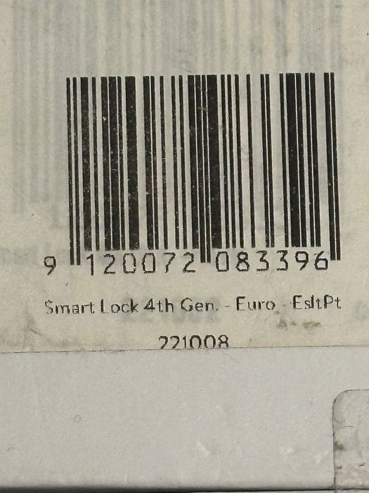 Nuki închizătoare usa cu telefonu