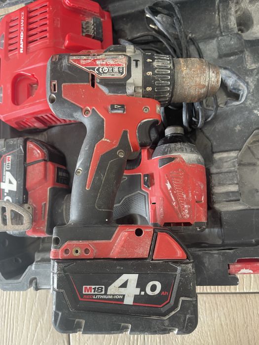 Milwaukee комплект