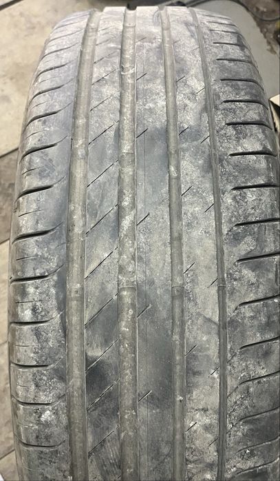 Летни гуми 4 бр.225/60/17