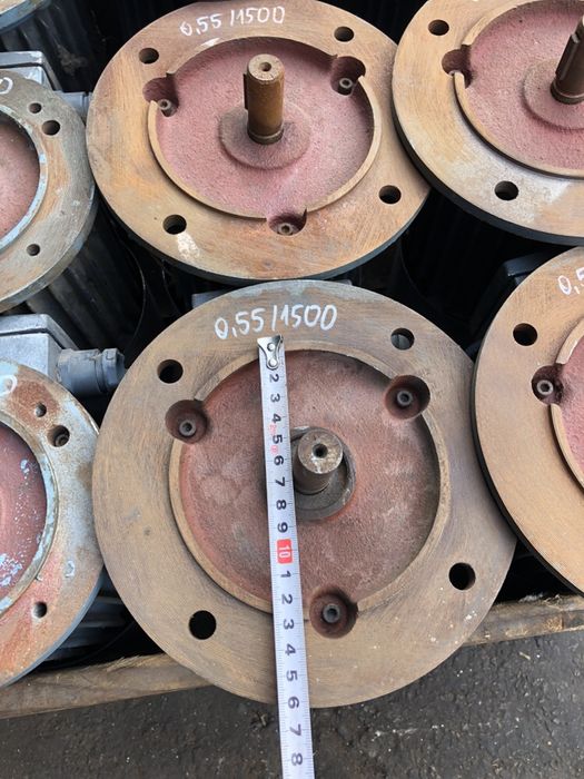 Ел.двигател/електродвигател със спирачка