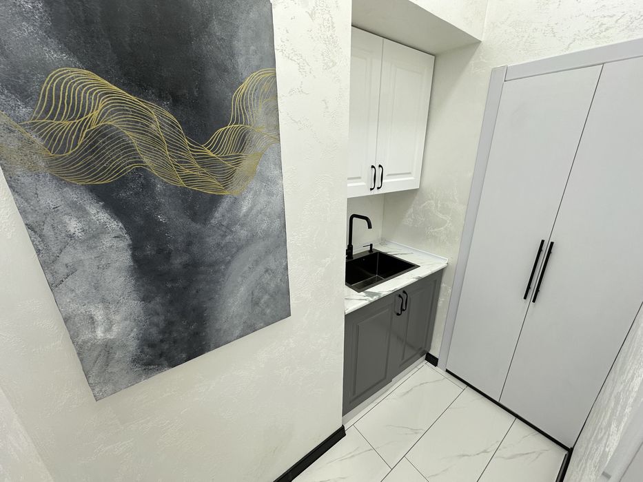 Сдается в аренду помещение/Евро офис вдоль дороги 60м2 - Ш.Руставели