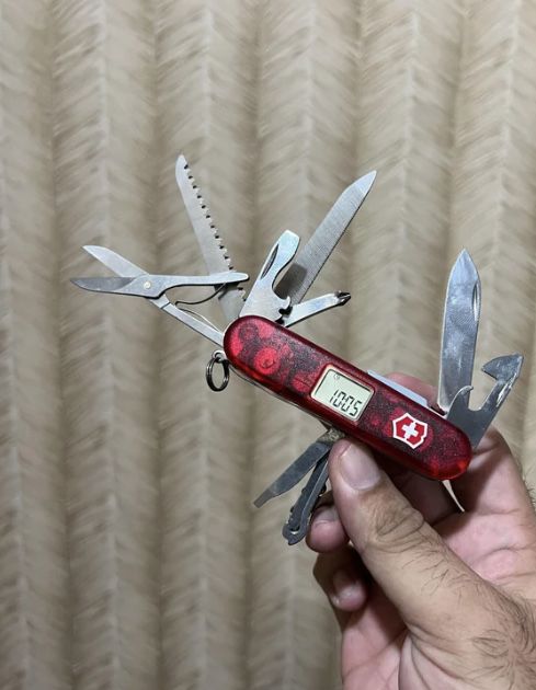 Victorinox 1.7905.AVT Traveller Lite Викторинокс