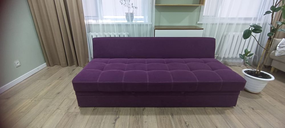 Диван б/у отличном состояние.Торг