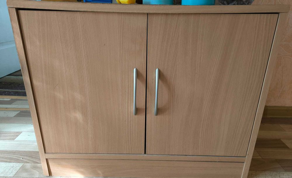 Продам прихожую.