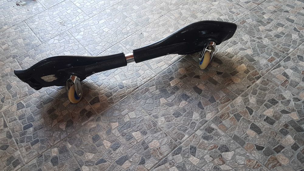 Уеифборд почти нов