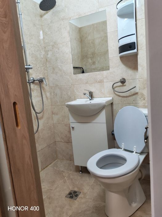 Închiriez garsonieră