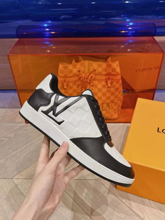 Louis Vuitton мъжки кецове ест кожа