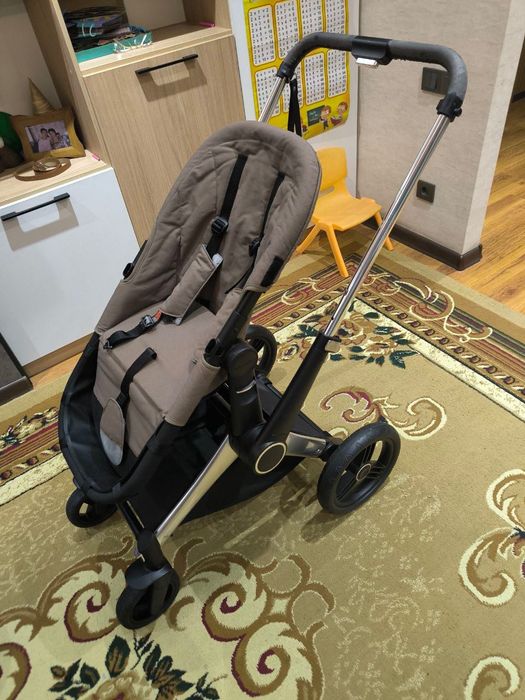 Классная коляска 2 в 1