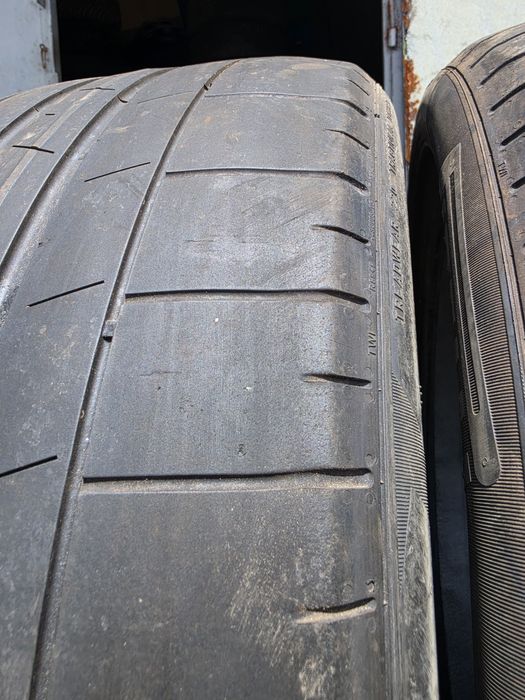 2 бр. летни гуми 265/40/19 Pirelli N1  5 mm DOT 1123