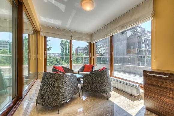 Продава се Едностаен апартамент в София, Център - 55 кв.м за 1637 €/кв.м - Снимка #8