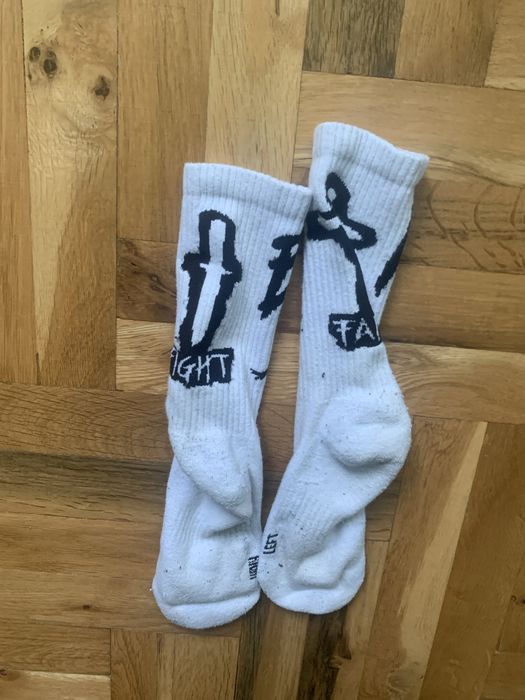 Луда чорапи бели 40-42, за повече информация пишете.