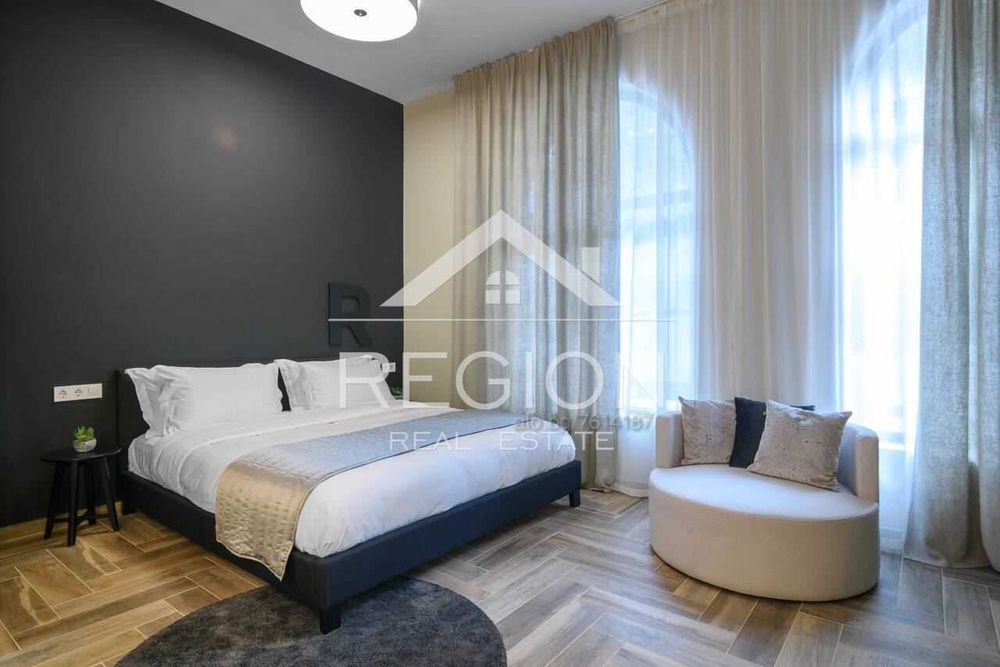 Дава се под наем Едностаен апартамент в Варна, Център - 54 кв.м за 600 € - Снимка #2