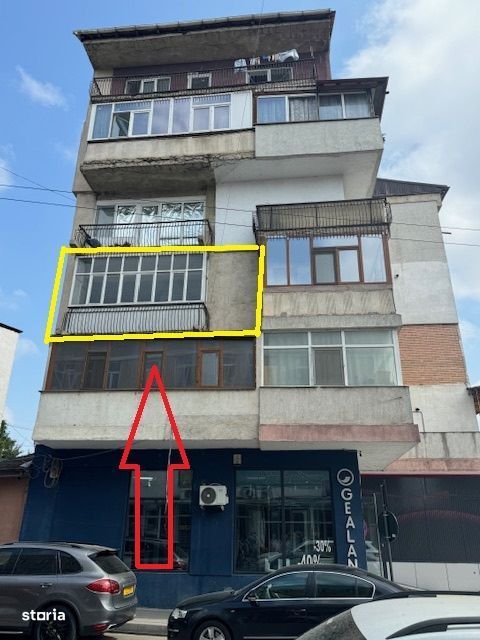 Apartament 2 camere de vanzare, ultracentral, B-dul Republicii, Barlad