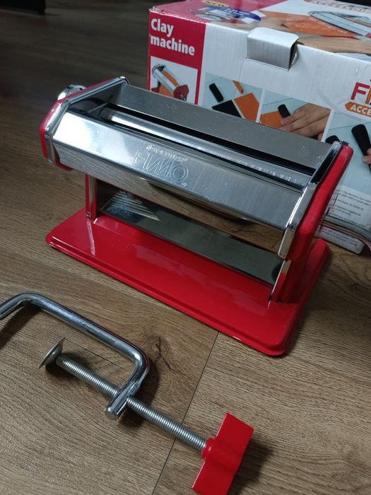 Паста-машина для полимерной глины