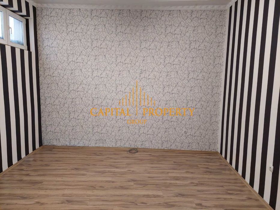 Дава се под наем Офис в Варна, Център - 75 кв.м за 850 € - Снимка #3