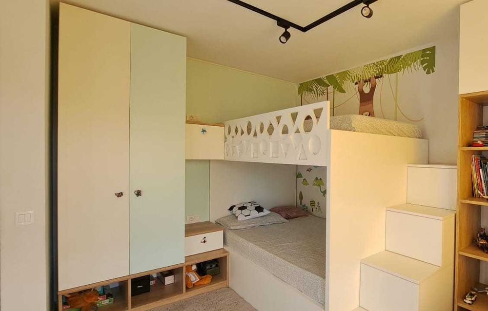 Pat etajat+scara+dulap 2 usi