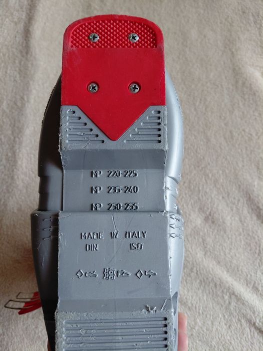 Clăpari + pantaloni ski/snowboard